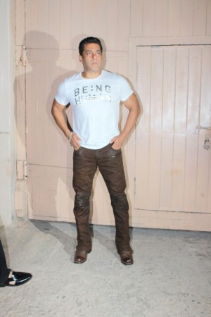 Salman Khan (aka) SalmaanKhaan