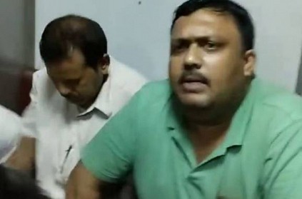 "You are a woman, don’t speak too much": Kolkata couple abused on train