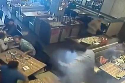 Watch: Phone explodes while man was having lunch at restaurant
