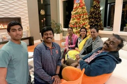 Captain Vijayakanth celebrate christmas in america photo goes viral