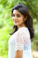 Niveda Thomas (aka) NivedaThomas