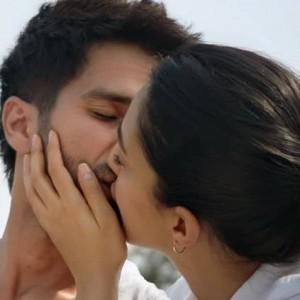 Featured image of post Kabir Singh Lip Kiss Images / Aditya awandhe, sandeep reddy vanga.