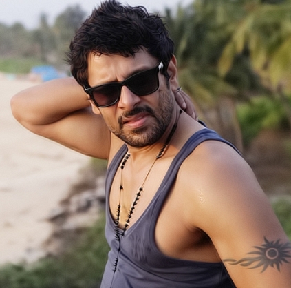Chiyaan Vikram’s Dhruva Natchathiram and Saamy Square shooting updates