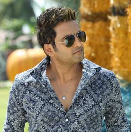 Subtitlist Rekhs it is a challenging task to subtitle Santhanam's scenes