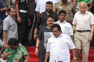 Karunanidhi death: Political leaders and Celebrities pay homage