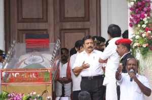 Karunanidhi death: Political leaders and Celebrities pay homage